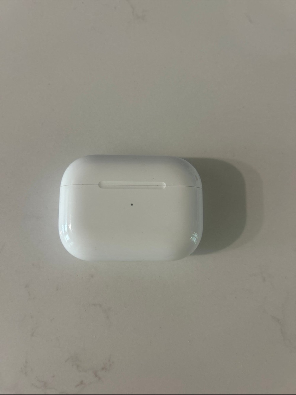 Apple Wireless Earbuds Charging Case - White